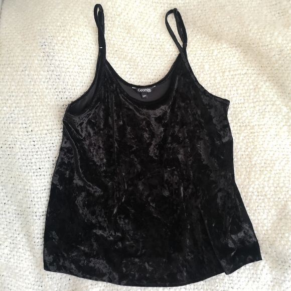 🏷️2/$20🏷️Velvet tank - Picture 1 of 2